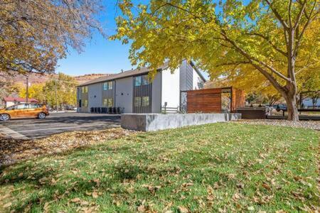 Near Downtown Stylish 2Br With Amazing Patio - 6 Villa Moab Luaran gambar